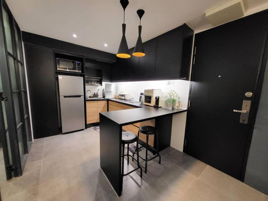 Apartment Empire Damansara Designer Soho Karaoke & Netflix *